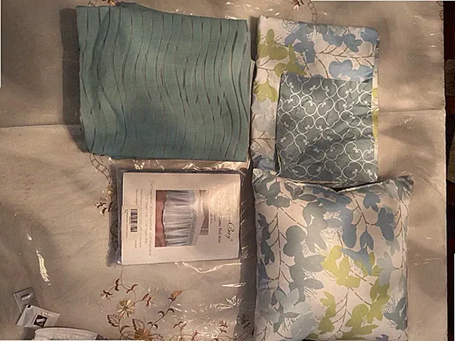 6 pcs Reversible Queen Comforter Set, By Just Home